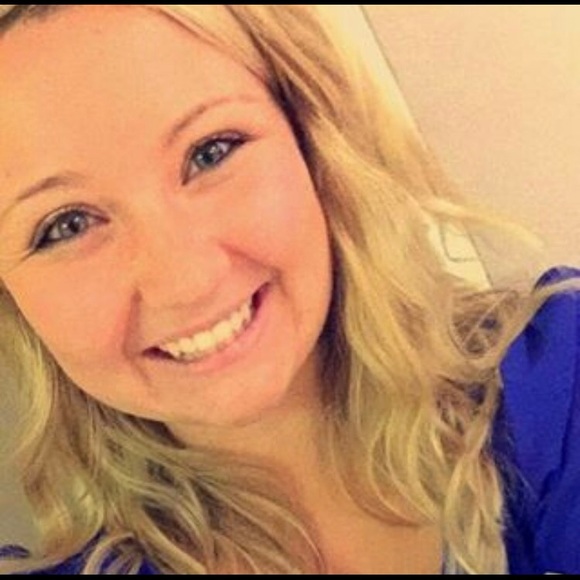 Meet your Posher, Calle - Picture 1 of 2